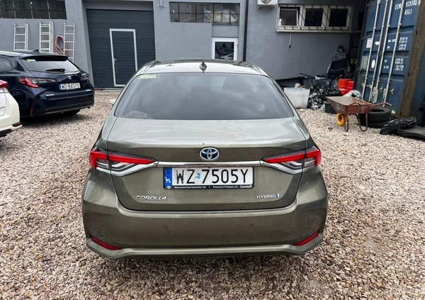 Toyota Corolla cena 59000 przebieg: 200000, rok produkcji 2019 z Warszawa małe 121